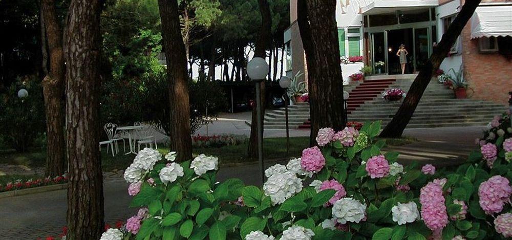 Hotel Beau Rivage Pineta Jesolo