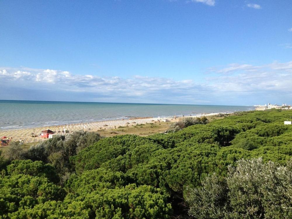 Hotel Beau Rivage Pineta Jesolo