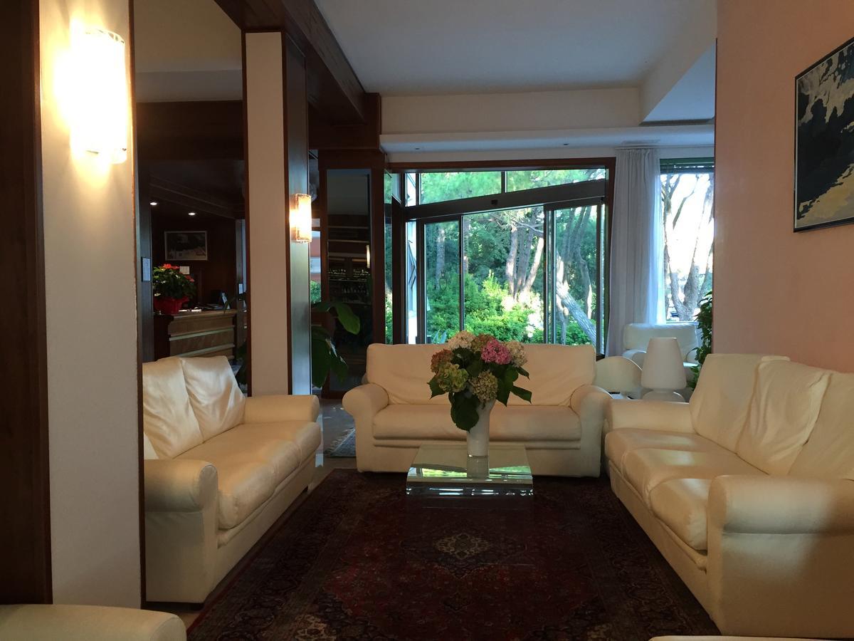 Hotel Beau Rivage Pineta 4*